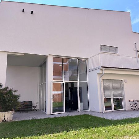 Grazora Living Apartments Extérieur photo